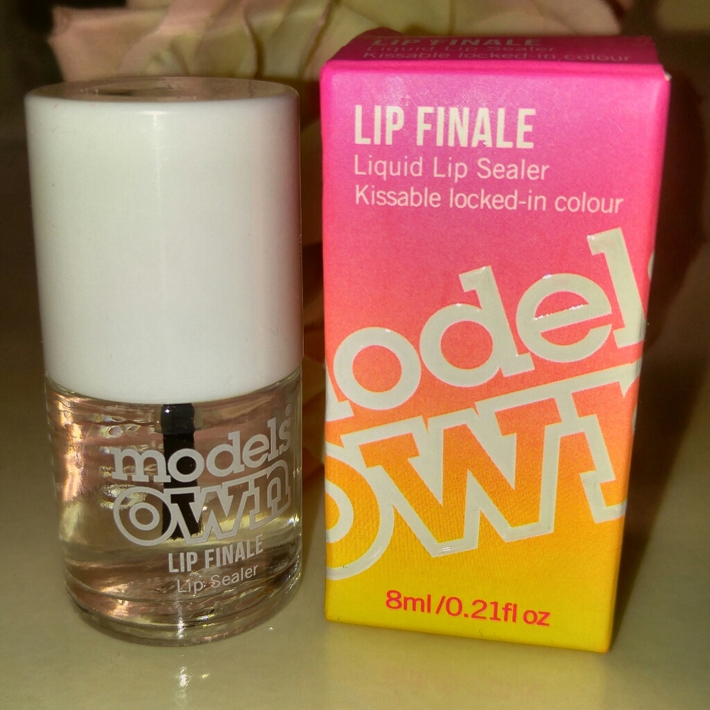 Models Own Lip Finale
